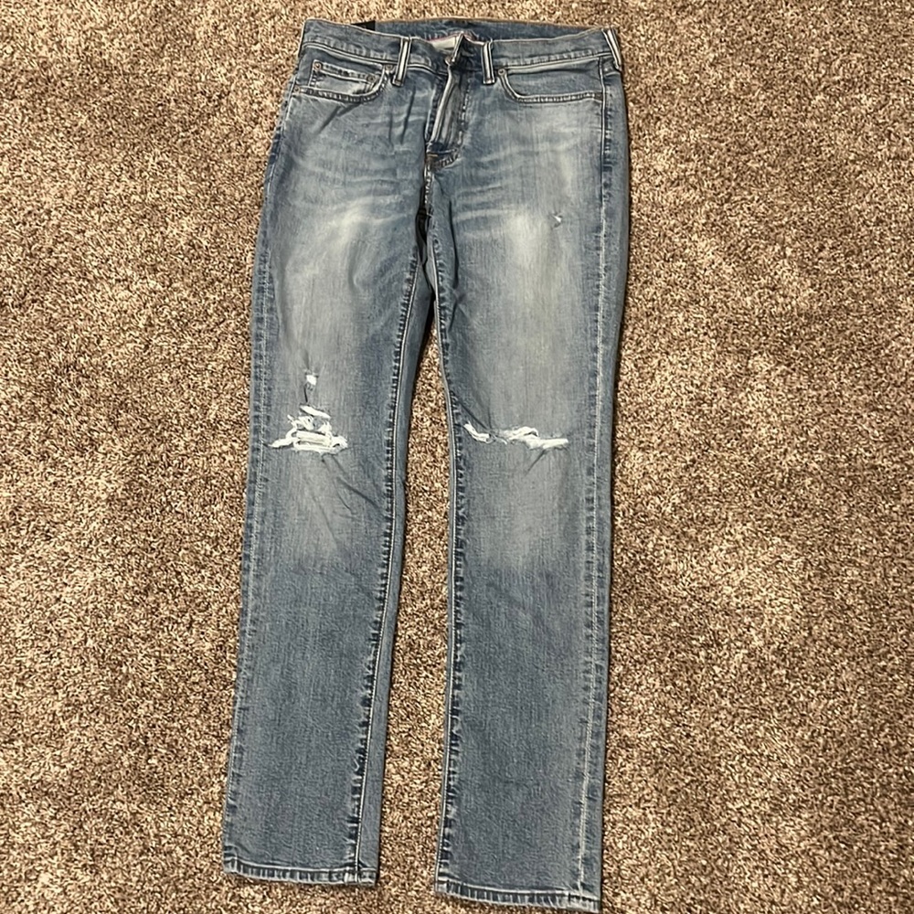 Abercrombie & Fitch 31x32 jeans never worn